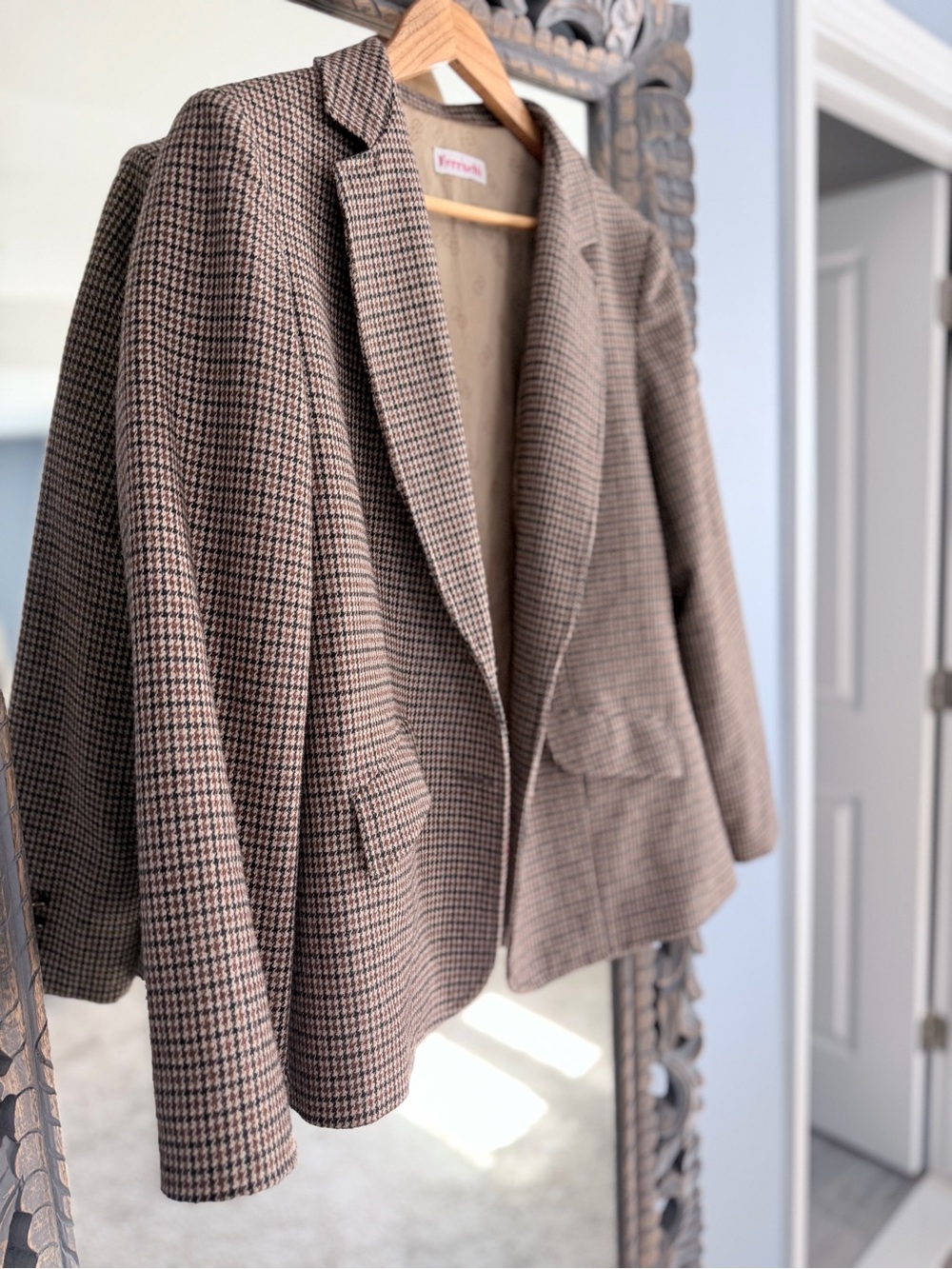 Vintage Houndstooth Tailored Blazer - Picture 6 of 13